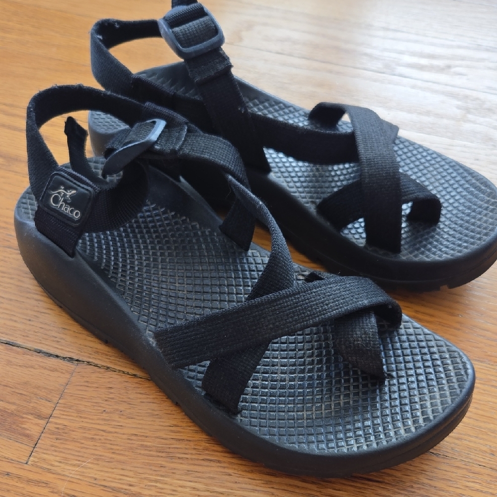 Chaco Women's Black Sport Sandals with Adjustable Straps